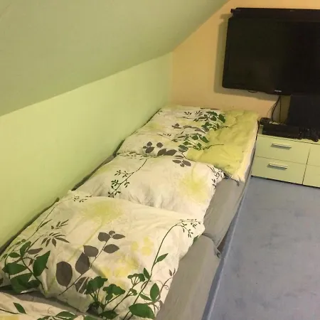 Mamut Privat Garden House * Praga