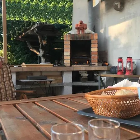 Mamut Privat Garden House Vakantiehuis Praag